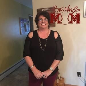 Meet your Posher, Lora